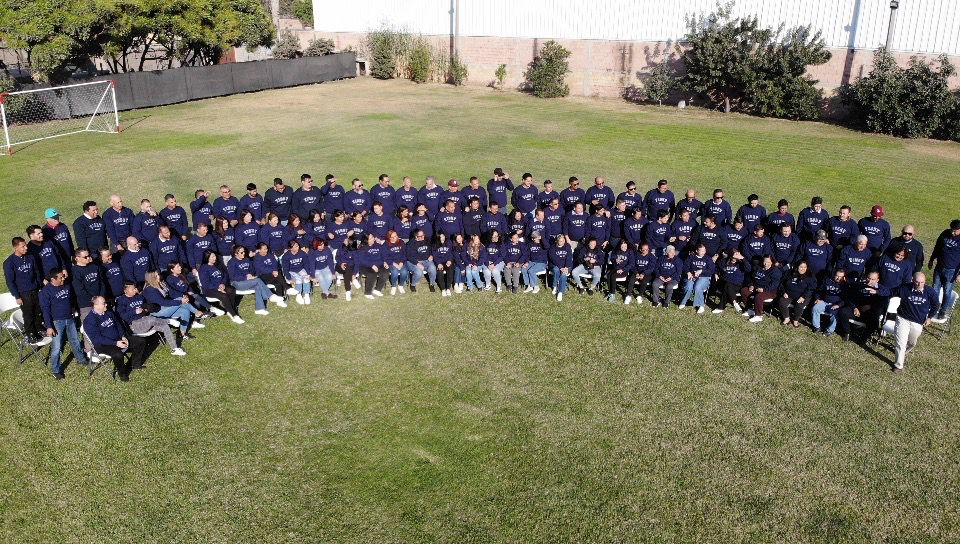 Equipo Tibet reunido en las instalaciones